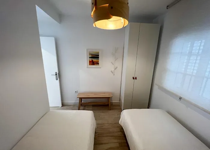 Cozy House - - Parking - Wifi *