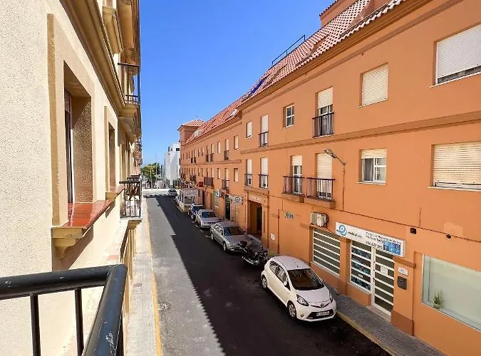 Cozy House - - Parking - Wifi * تريفة