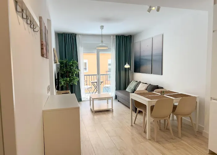 Cozy House - - Parking - Wifi تريفة
